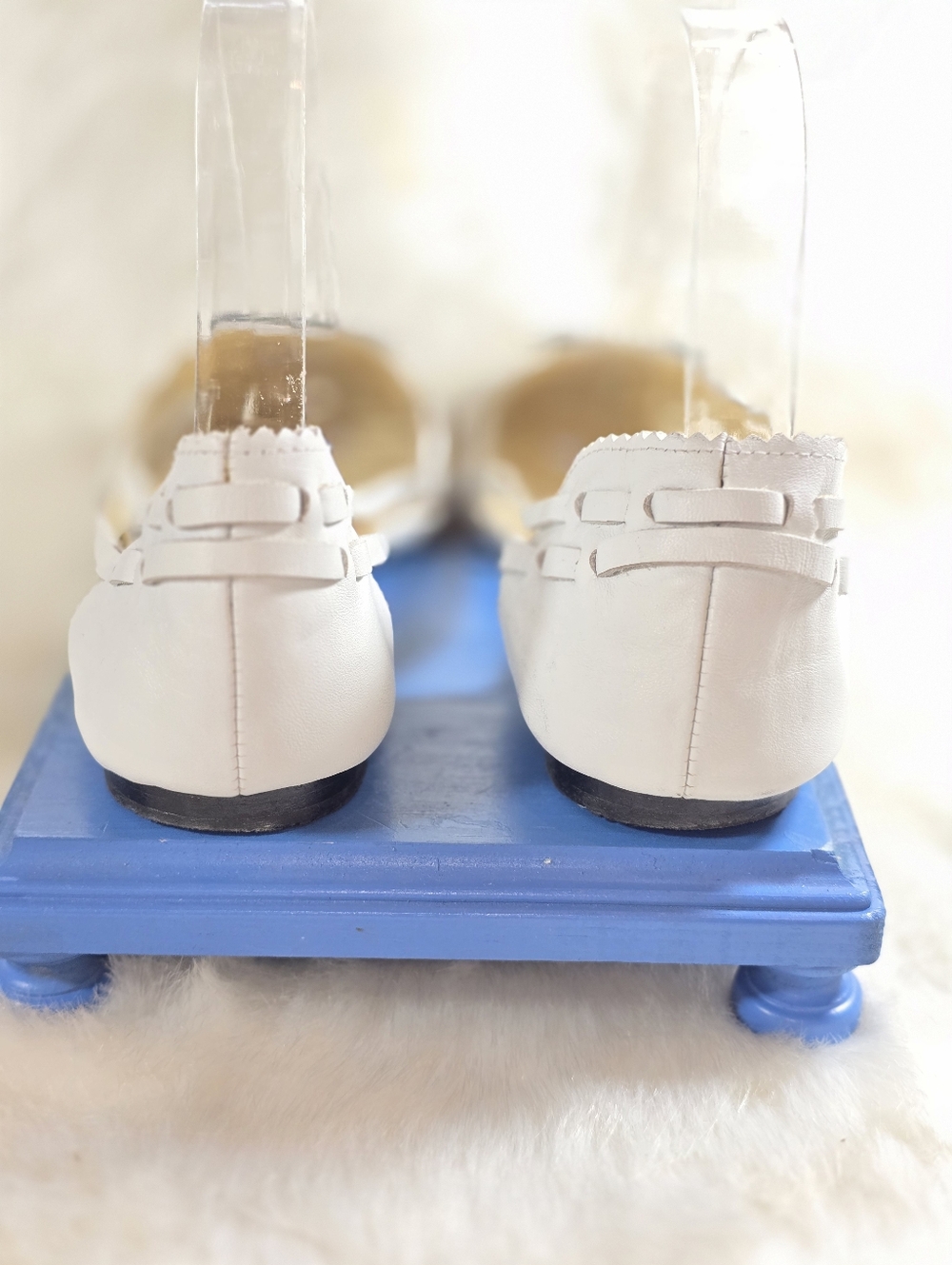 Bebe White Leather Huarache Slip-on Sandals - Picture 5 of 10